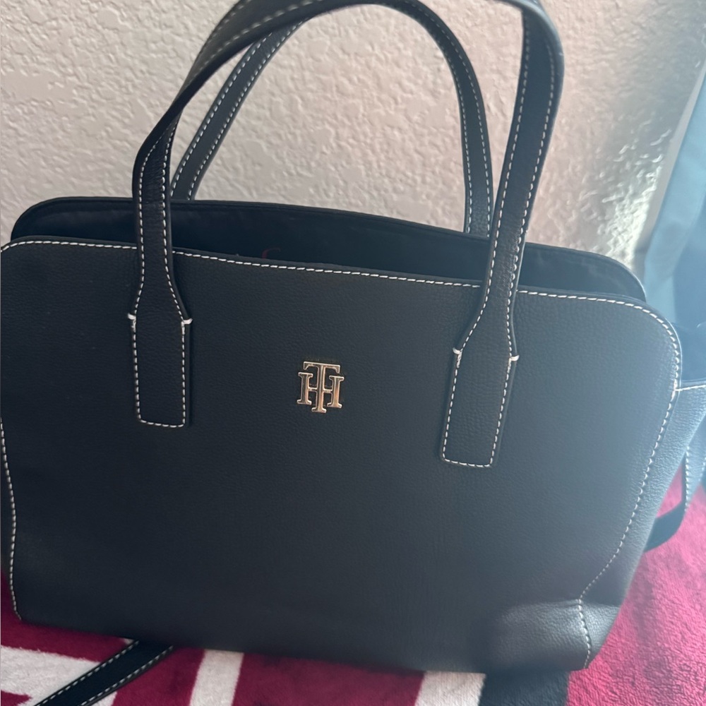 Tommy Hilfiger Black Women's Handbag